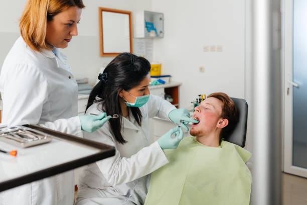 Best Holiday Emergency Dentist in Rossville, IN